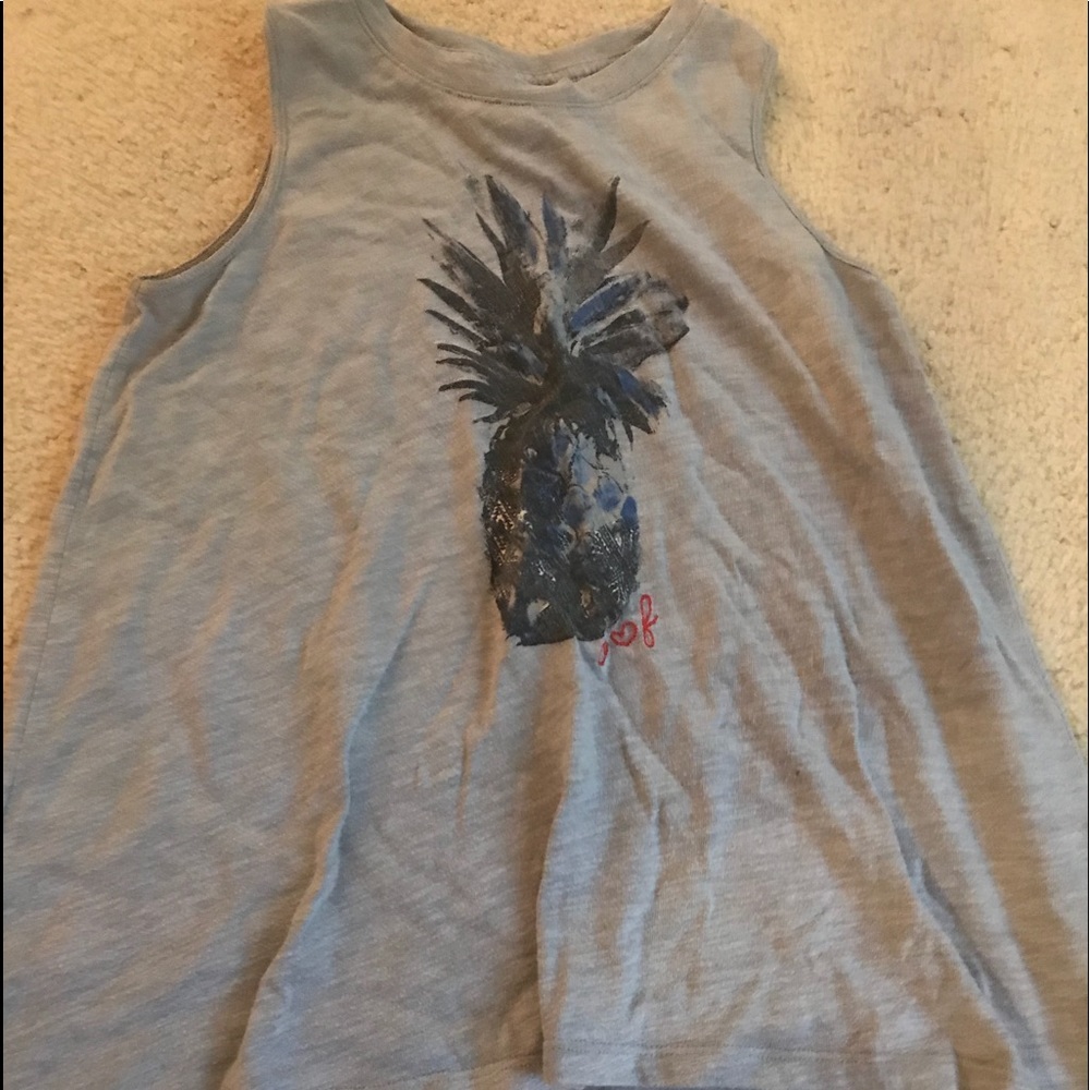 Gray pineapple tank top